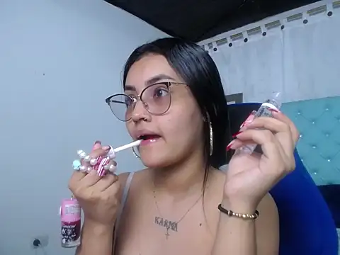 antonella sweetlittle online show from October 2025 01:01:01 PM