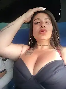 Snapshot of Alona_Evans chatting on December 2025 05:44:02 PM Alona Evans online show from December 2025 05:44:02 PM