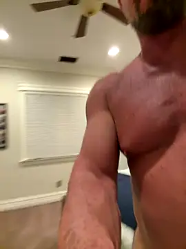 sluttydylan online show from October 2025 08:57:02 AM