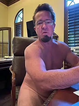 sluttydylan online show from April 2026 06:15:01 PM