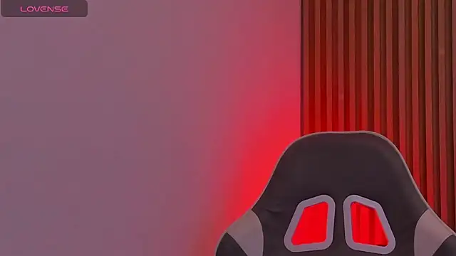 Violettbloss online show from September 2025 03:08:01 AM