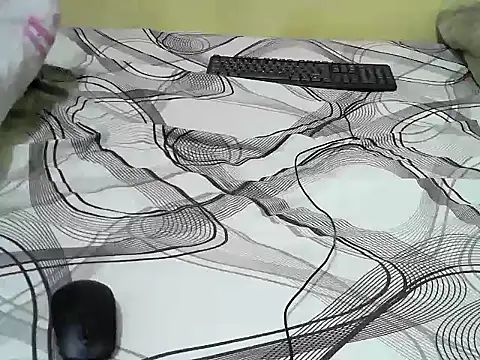 Quincy joyy online show from November 2025 06:04:02 AM