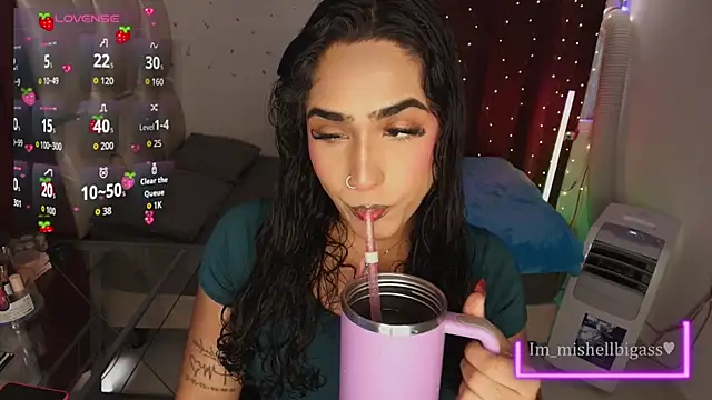 im mishellbigass online show from July 2026 09:43:01 PM