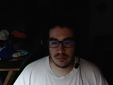 thealfawolf01 online show from January 2025 11:45:01 PM