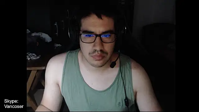 thealfawolf01 online show from January 2025 12:32:02 PM