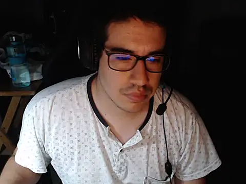 thealfawolf01 online show from March 2025 12:40:02 AM