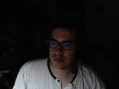 thealfawolf01 online show from November 2025 02:57:02 AM