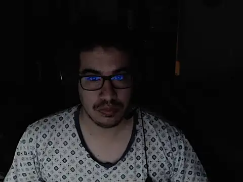 Snapshot of thealfawolf01 chatting on June 2026 07:05:02 AM thealfawolf01 online show from June 2026 07:05:02 AM