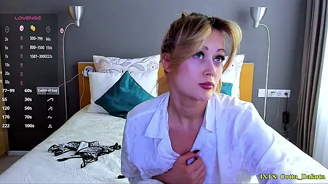 Snapshot of PannaDakota chatting on February 2025 01:10:02 PM PannaDakota online show from February 2025 01:10:02 PM