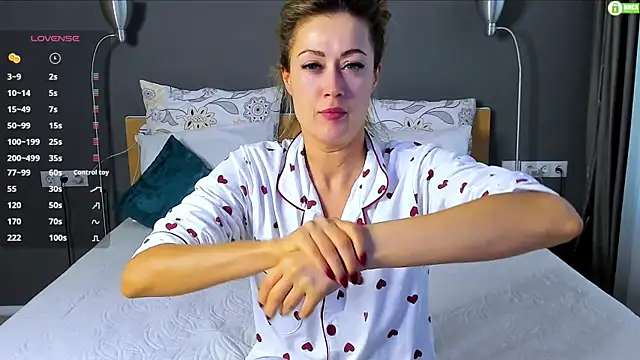 Snapshot of PannaDakota chatting on February 2025 05:58:02 AM PannaDakota online show from February 2025 05:58:02 AM