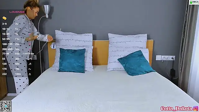 Snapshot of PannaDakota chatting on March 2025 05:52:02 AM PannaDakota online show from March 2025 05:52:02 AM