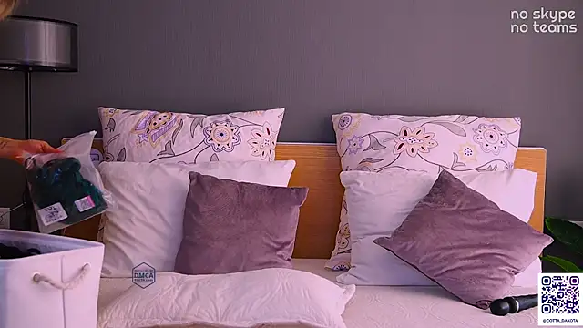 Snapshot of PannaDakota chatting on September 2025 06:18:01 AM PannaDakota online show from September 2025 06:18:01 AM