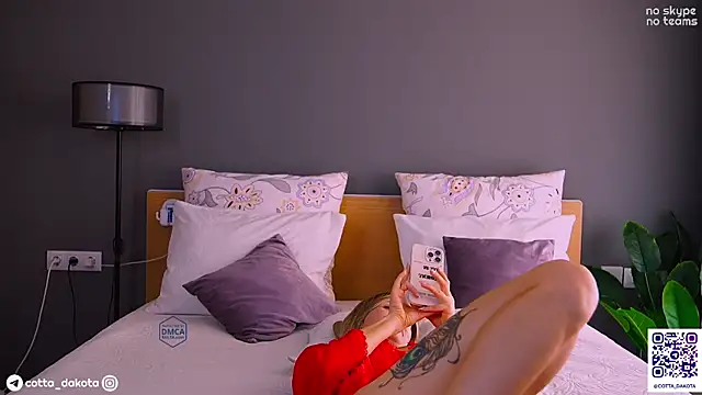 Snapshot of PannaDakota chatting on October 2025 06:52:01 AM PannaDakota online show from October 2025 06:52:01 AM