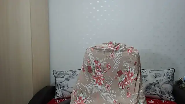 Snapshot of PrinceEagle chatting on October 2025 07:36:02 PM PrinceEagle online show from October 2025 07:36:02 PM