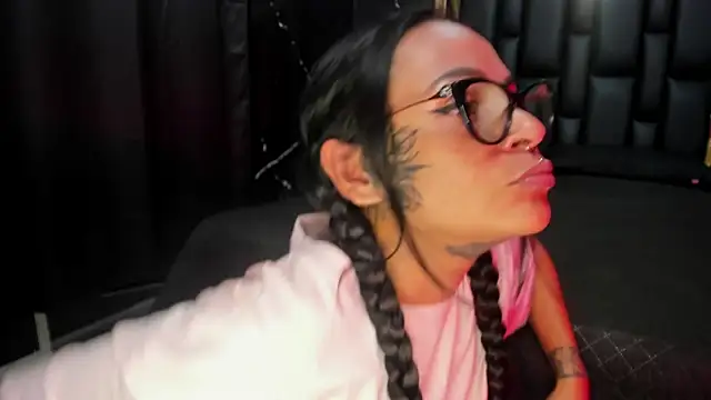 Snapshot of hanna_slut_ chatting on January 2025 02:54:01 AM hanna slut online show from January 2025 02:54:01 AM