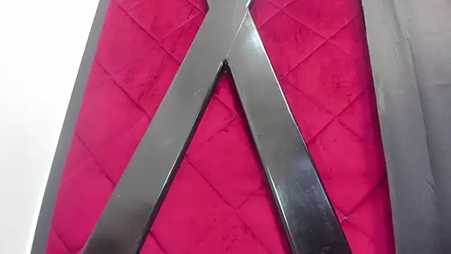 Snapshot of hanna_slut_ chatting on March 2025 02:44:02 PM hanna slut online show from March 2025 02:44:02 PM