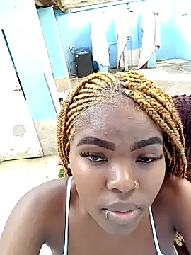 Snapshot of AdelynYasmin chatting on January 2025 09:54:01 PM AdelynYasmin online show from January 2025 09:54:01 PM