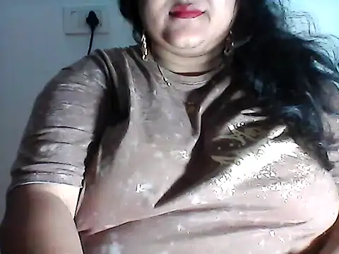 Snapshot of smile_pretty chatting on January 2025 05:22:02 PM smile pretty online show from January 2025 05:22:02 PM