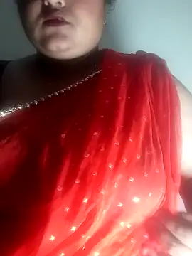 Snapshot of smile_pretty chatting on January 2025 05:34:01 PM smile pretty online show from January 2025 05:34:01 PM