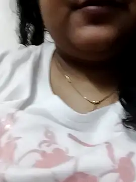 Snapshot of smile_pretty chatting on January 2025 09:34:02 PM smile pretty online show from January 2025 09:34:02 PM