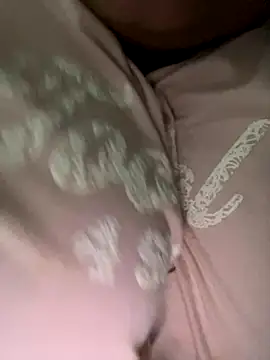 Snapshot of smile_pretty chatting on September 2025 03:30:01 AM smile pretty online show from September 2025 03:30:01 AM