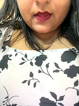 Snapshot of smile_pretty chatting on October 2025 09:02:01 PM smile pretty online show from October 2025 09:02:01 PM