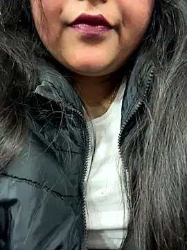 Snapshot of smile_pretty chatting on January 2026 11:49:01 AM smile pretty online show from January 2026 11:49:01 AM