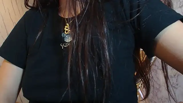 Snapshot of _Emily_v chatting on December 2024 01:41:02 PM Emily v online show from December 2024 01:41:02 PM