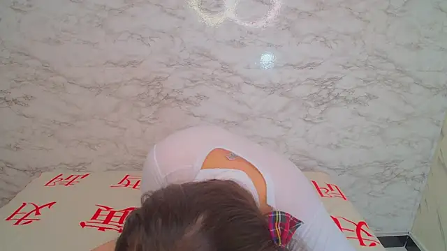 Snapshot of _Emily_v chatting on January 2025 08:37:02 PM Emily v online show from January 2025 08:37:02 PM