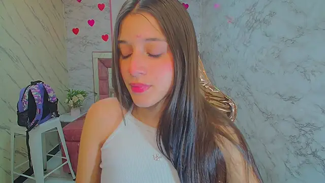 Snapshot of _Emily_v chatting on February 2025 01:35:02 PM Emily v online show from February 2025 01:35:02 PM