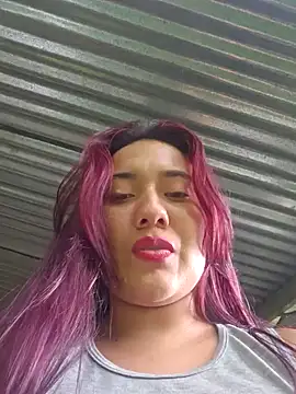 Snapshot of Blushing_Katy chatting on January 2025 09:41:02 PM Blushing Katy online show from January 2025 09:41:02 PM