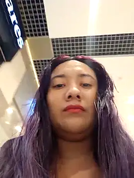 Snapshot of Blushing_Katy chatting on December 2025 12:15:02 AM Blushing Katy online show from December 2025 12:15:02 AM