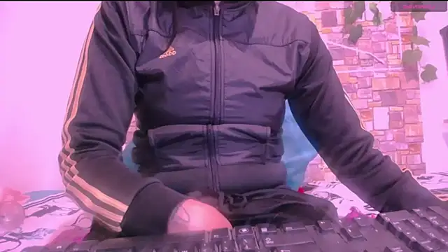 CrazyRousex online show from July 2026 02:46:01 PM