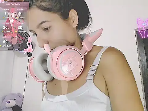 tifany19  online show from October 2025 02:12:02 AM