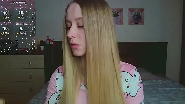 Snapshot of Lily__Devil chatting on February 2026 10:27:01 AM Lily Devil online show from February 2026 10:27:01 AM