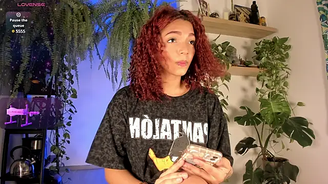 Snapshot of katrinaa_ricci chatting on December 2024 03:02:02 AM katrinaa ricci online show from December 2024 03:02:02 AM