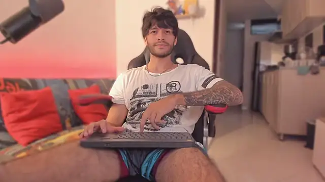 Snapshot of justin_stark7 chatting on November 2025 10:15:02 PM justin stark7 online show from November 2025 10:15:02 PM