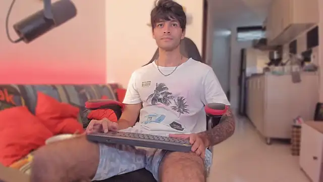 Snapshot of justin_stark7 chatting on November 2025 09:42:02 PM justin stark7 online show from November 2025 09:42:02 PM