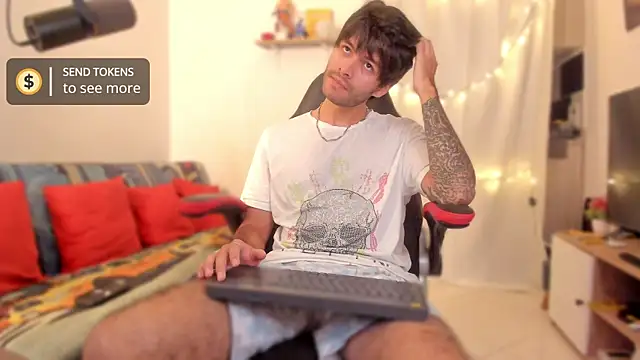 Snapshot of justin_stark7 chatting on December 2025 09:24:02 PM justin stark7 online show from December 2025 09:24:02 PM