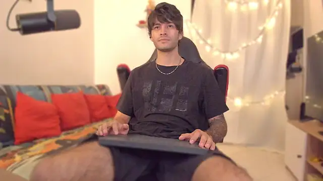 Snapshot of justin_stark7 chatting on December 2025 08:57:01 PM justin stark7 online show from December 2025 08:57:01 PM