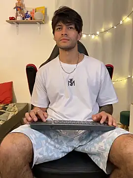 Snapshot of justin_stark7 chatting on February 2026 12:55:01 PM justin stark7 online show from February 2026 12:55:01 PM