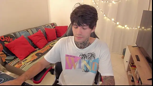 Snapshot of justin_stark7 chatting on March 2026 01:07:02 PM justin stark7 online show from March 2026 01:07:02 PM