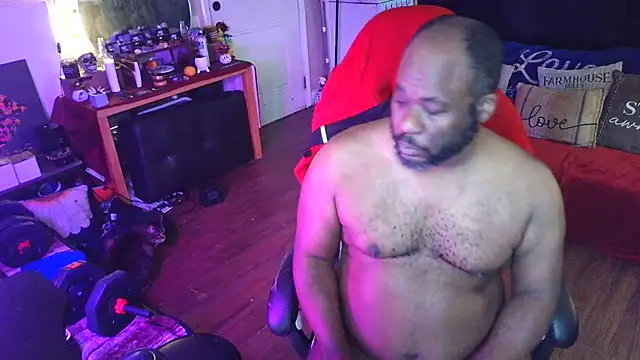 Snapshot of bigshh8 chatting on February 2025 08:30:01 PM bigshh8 online show from February 2025 08:30:01 PM