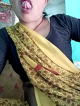 Hotsarina online show from December 2024 06:43:01 AM