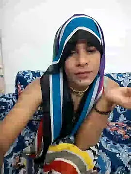hottiess69 online show from April 2026 07:19:01 PM