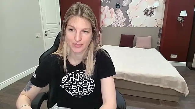 EmilyWalkeri online show from June 2026 06:59:01 AM