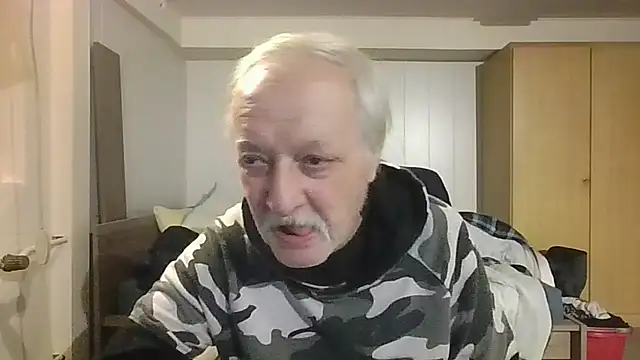 Sammy1660 online show from February 2025 09:48:01 PM