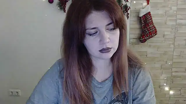 Snapshot of Lizzy_Love chatting on December 2024 07:38:02 PM Lizzy Love online show from December 2024 07:38:02 PM