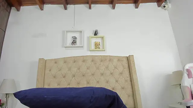 allisson m online show from March 2025 12:04:01 PM