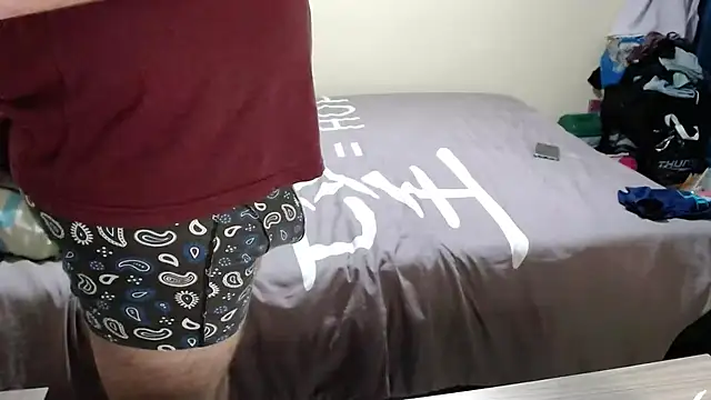 CrazyFrench2 online show from February 2025 07:31:02 PM